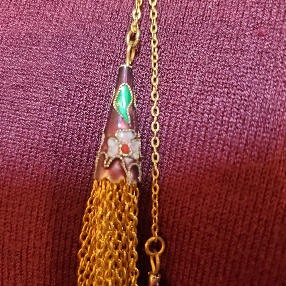 Necklace - Picture 2 of 3